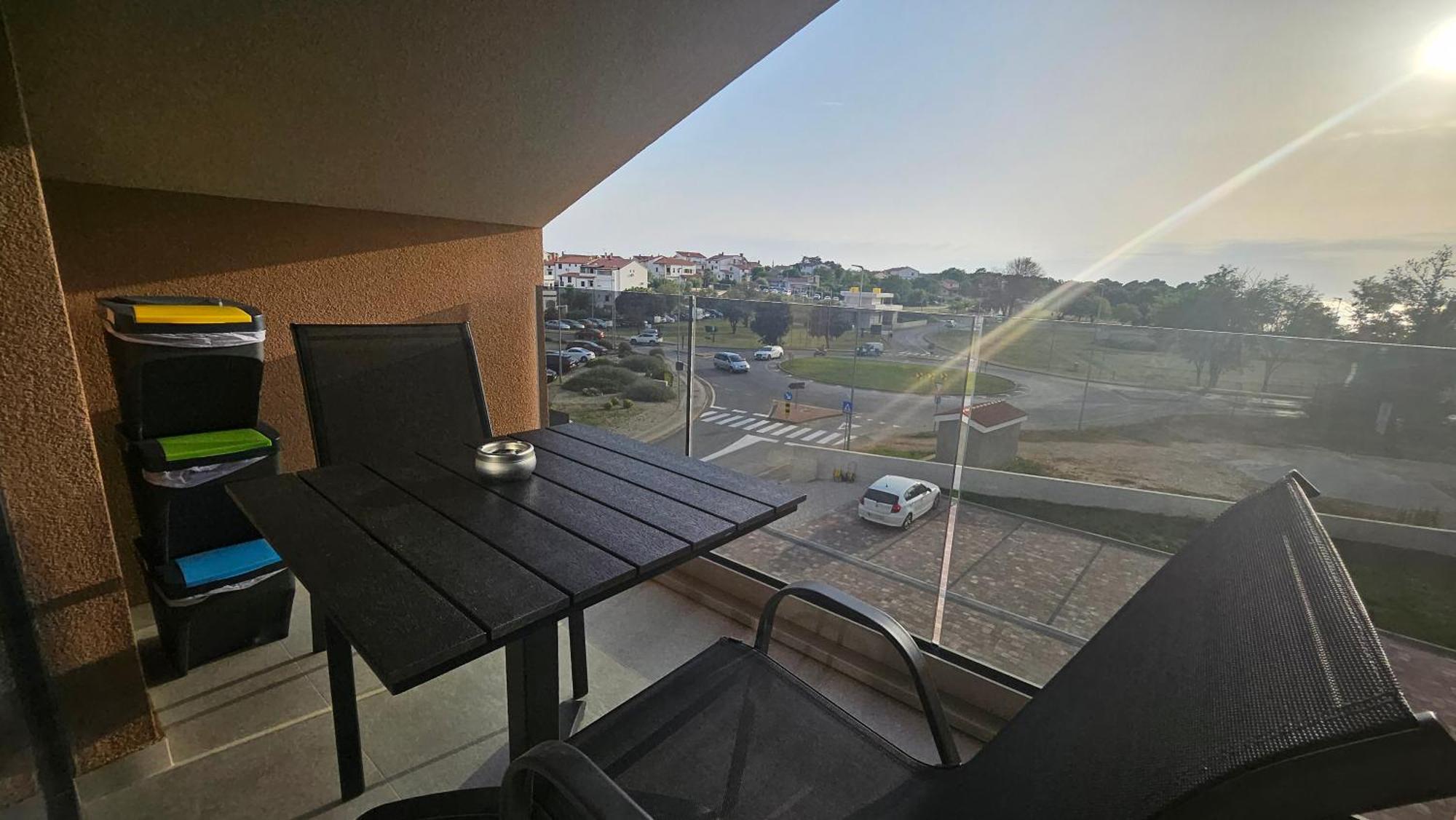 Richi Rooms & App Funtana Exterior foto